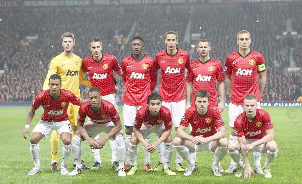 他的传球往 他的传球往